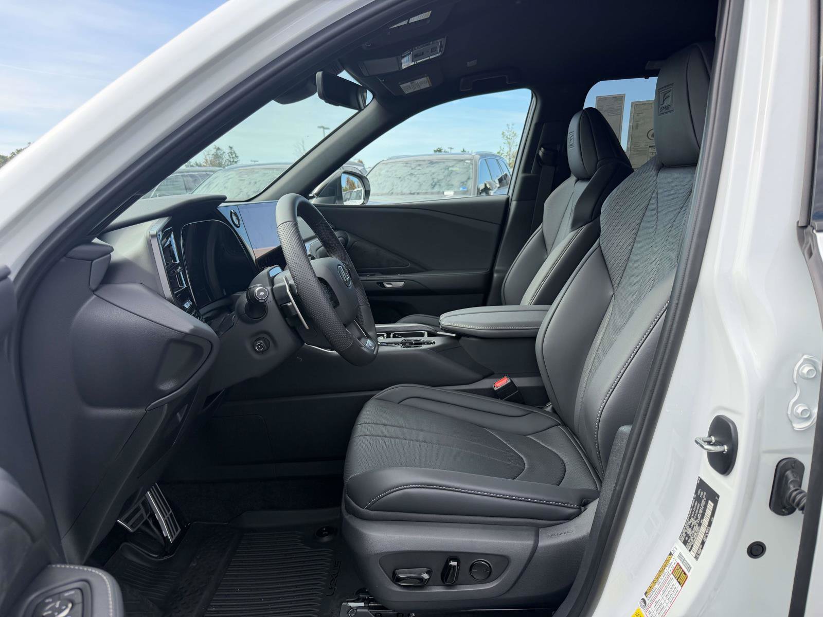 New 2026 Lexus TX 500h AWD w/ Technology Package image 12