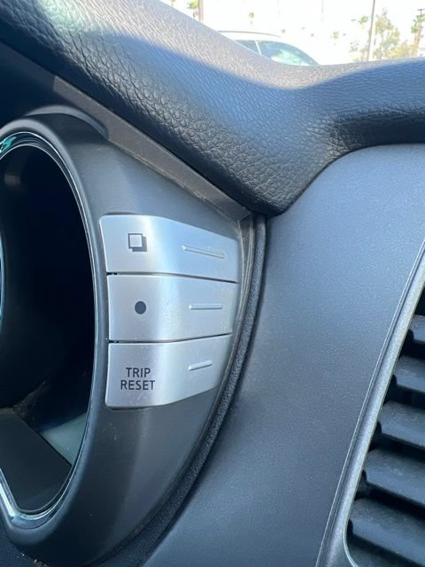 Used 2011 Nissan Murano SL w/ Navigation Pkg AWD/4WD image 23