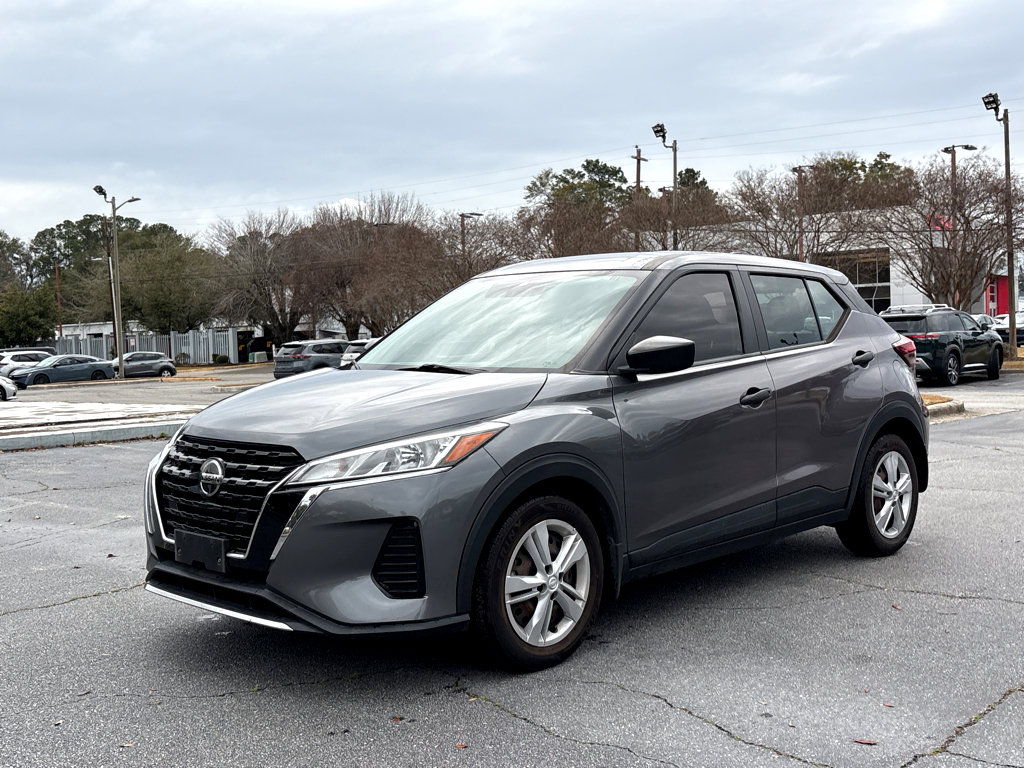 Used 2021 Nissan Kicks S image 3