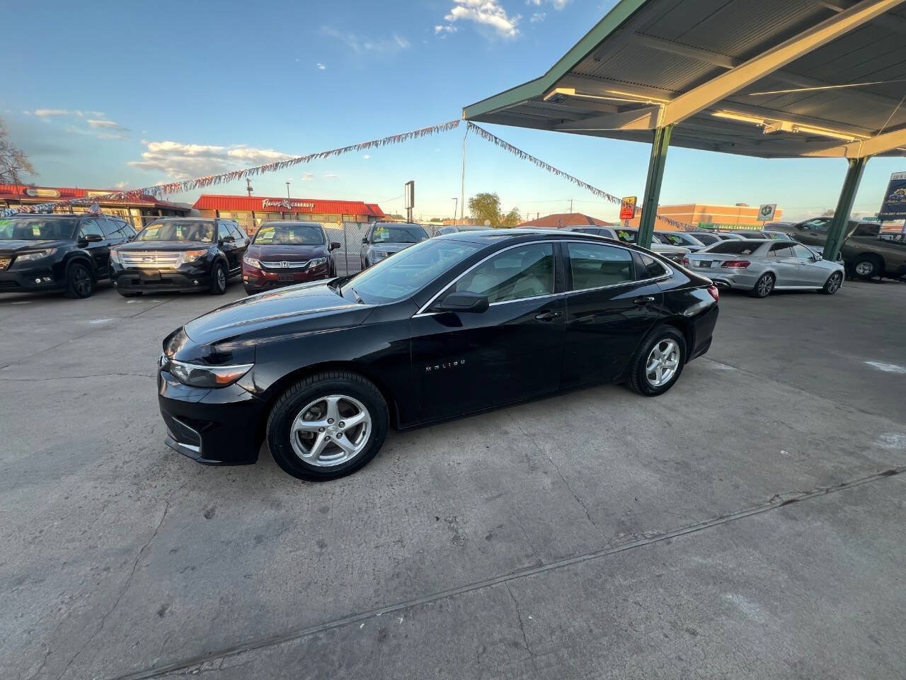 Used 2017 Chevrolet Malibu LS FWD image 23