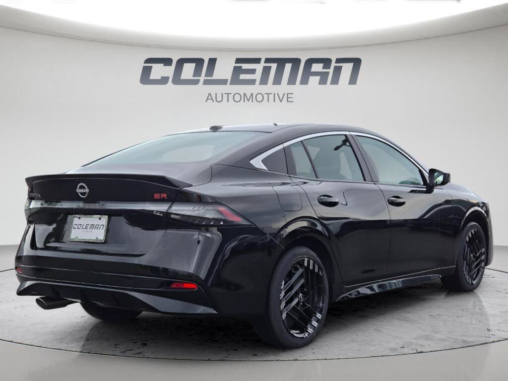 New 2026 Nissan Sentra SR w/ SR All Weather Package FWD image 10