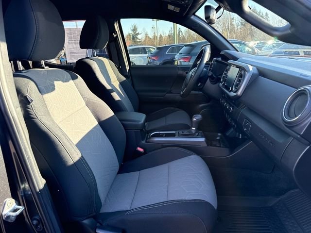 Used 2023 Toyota Tacoma TRD Off-Road image 10