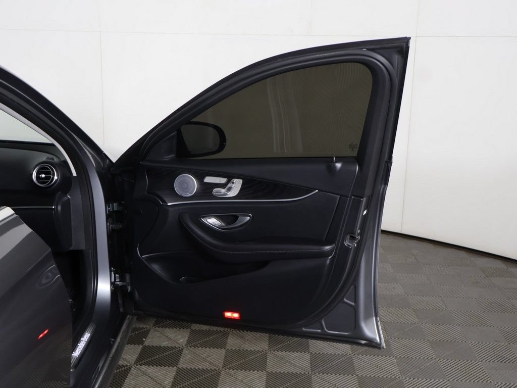 Used 2020 Mercedes-Benz E 350 4MATIC Sedan w/ Driver Assistance Package image 25