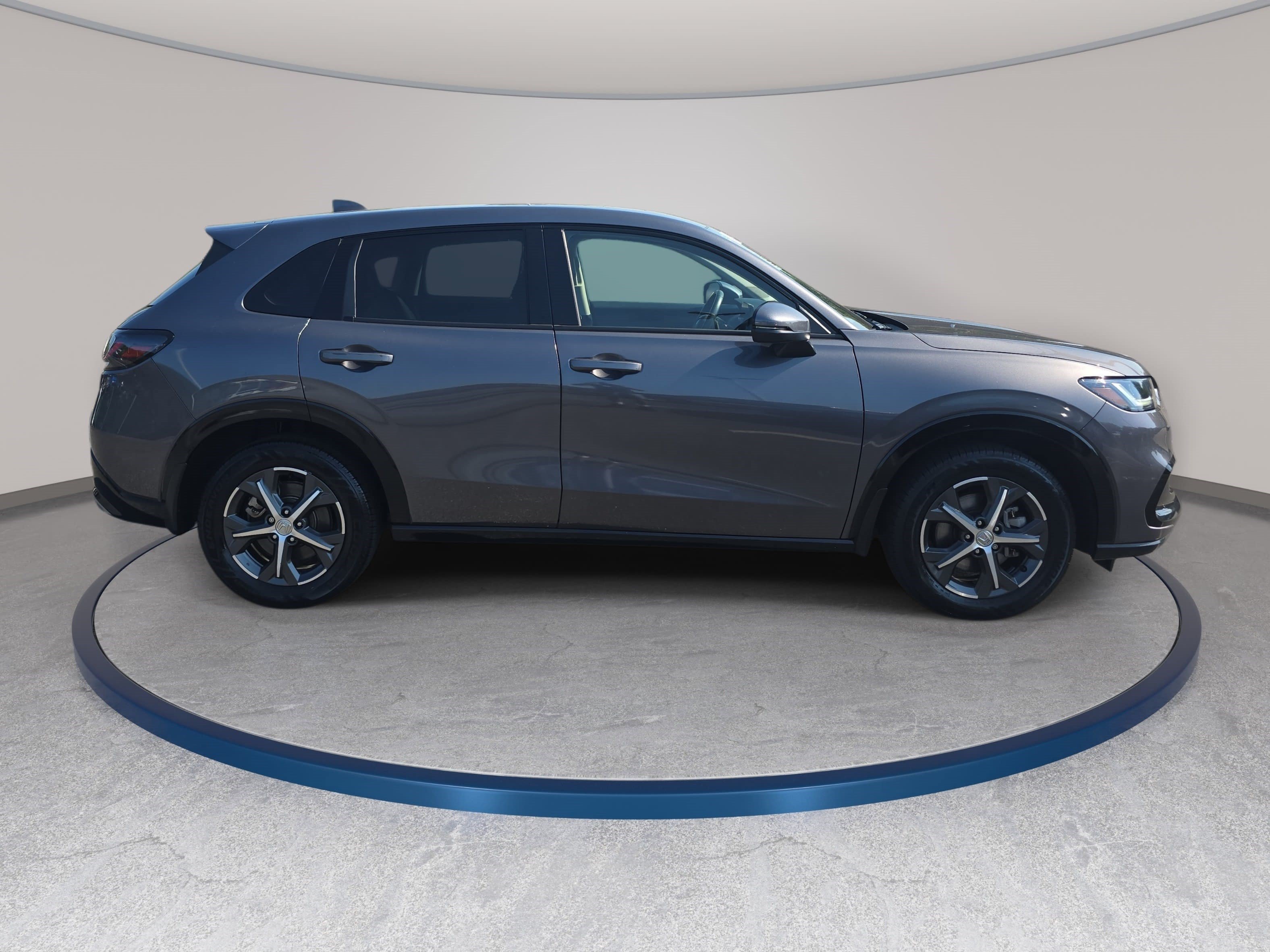 Used 2024 Honda HR-V EX-L image 4