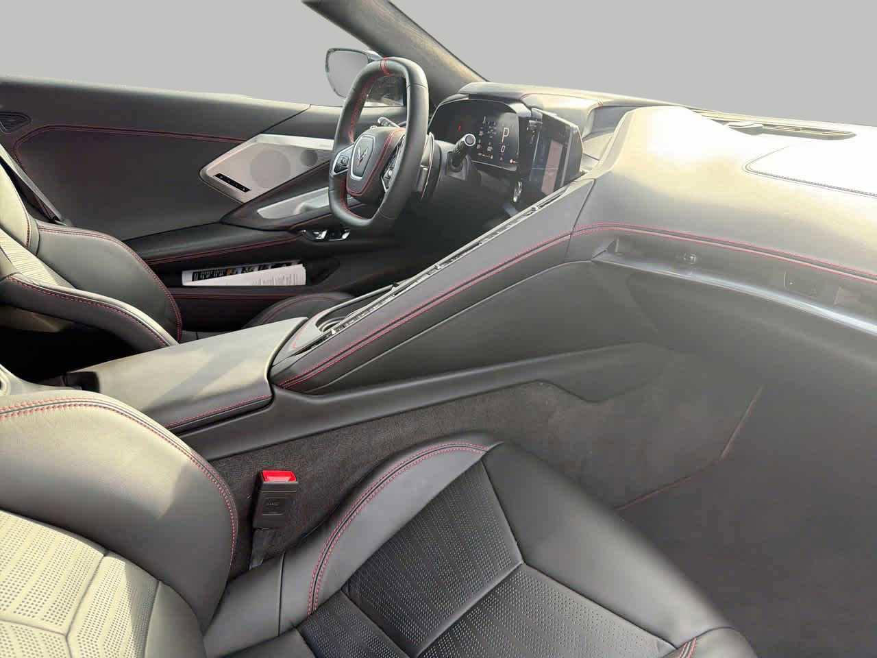 Used 2024 Chevrolet Corvette Stingray Premium Cpe w/ Z51 Performance Package image 7