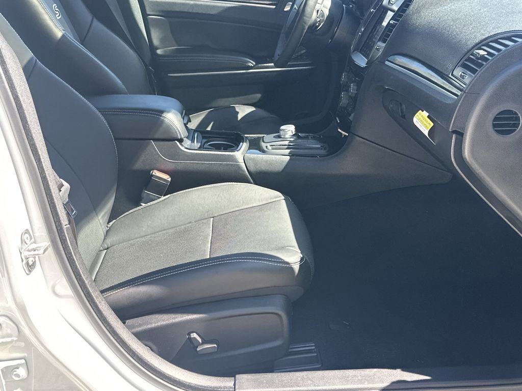 Used 2023 Chrysler 300 S w/ Comfort Group image 14