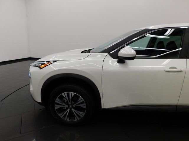 Certified 2023 Nissan Rogue SV image 14