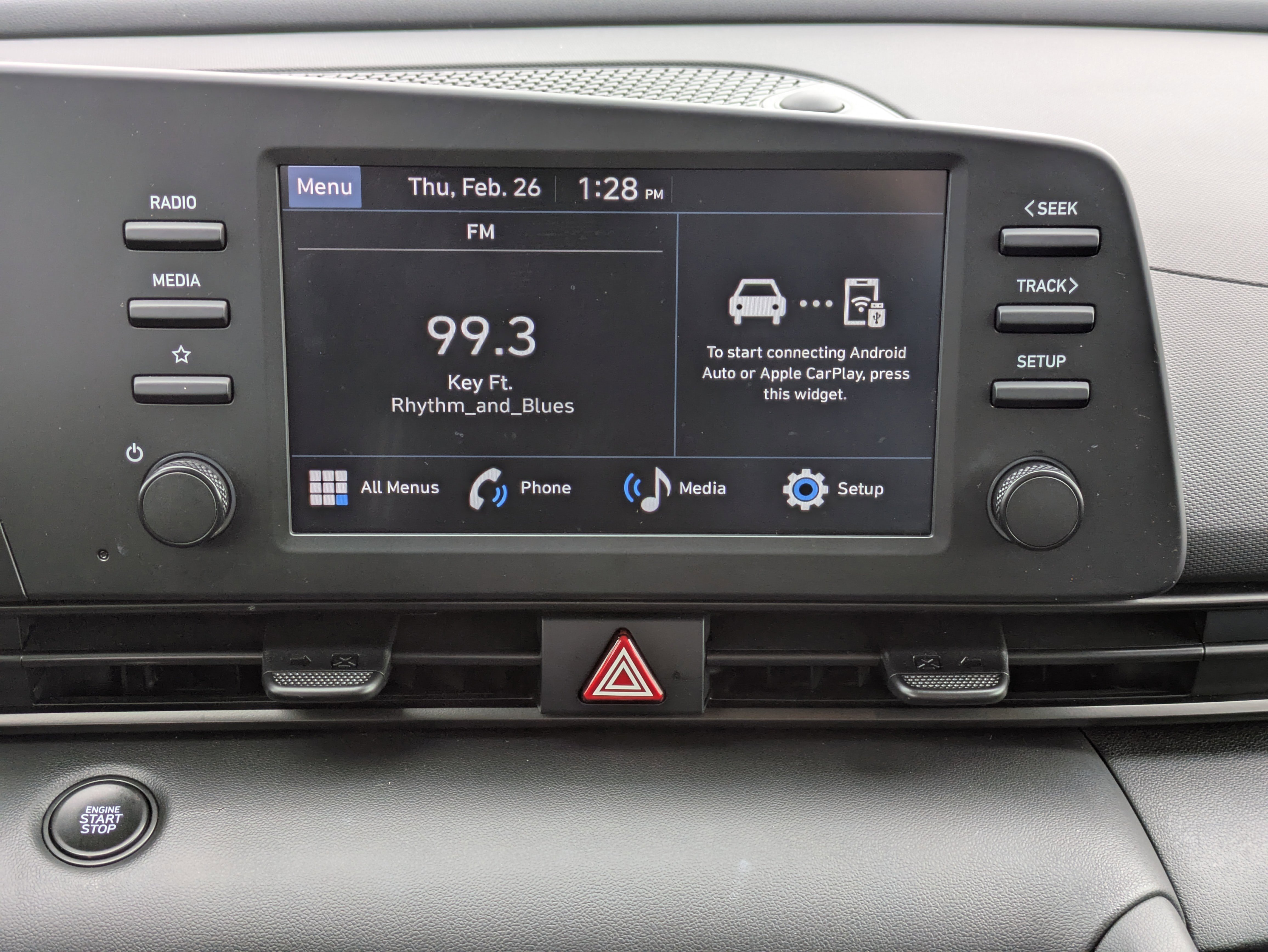 Certified 2025 Hyundai Elantra Sport image 17