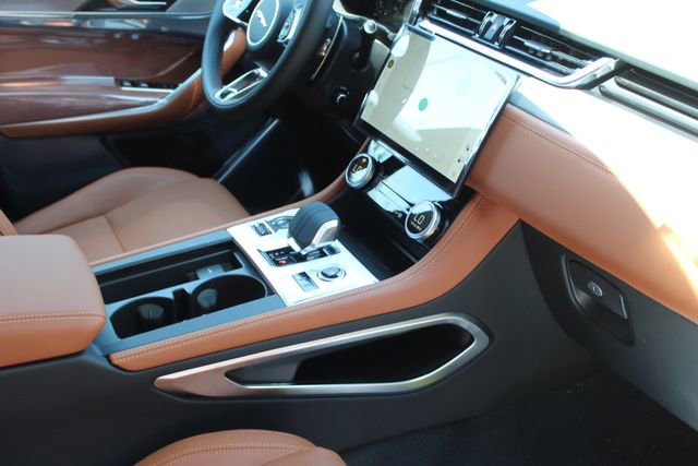 New 2026 Jaguar F-PACE R-Dynamic S image 21