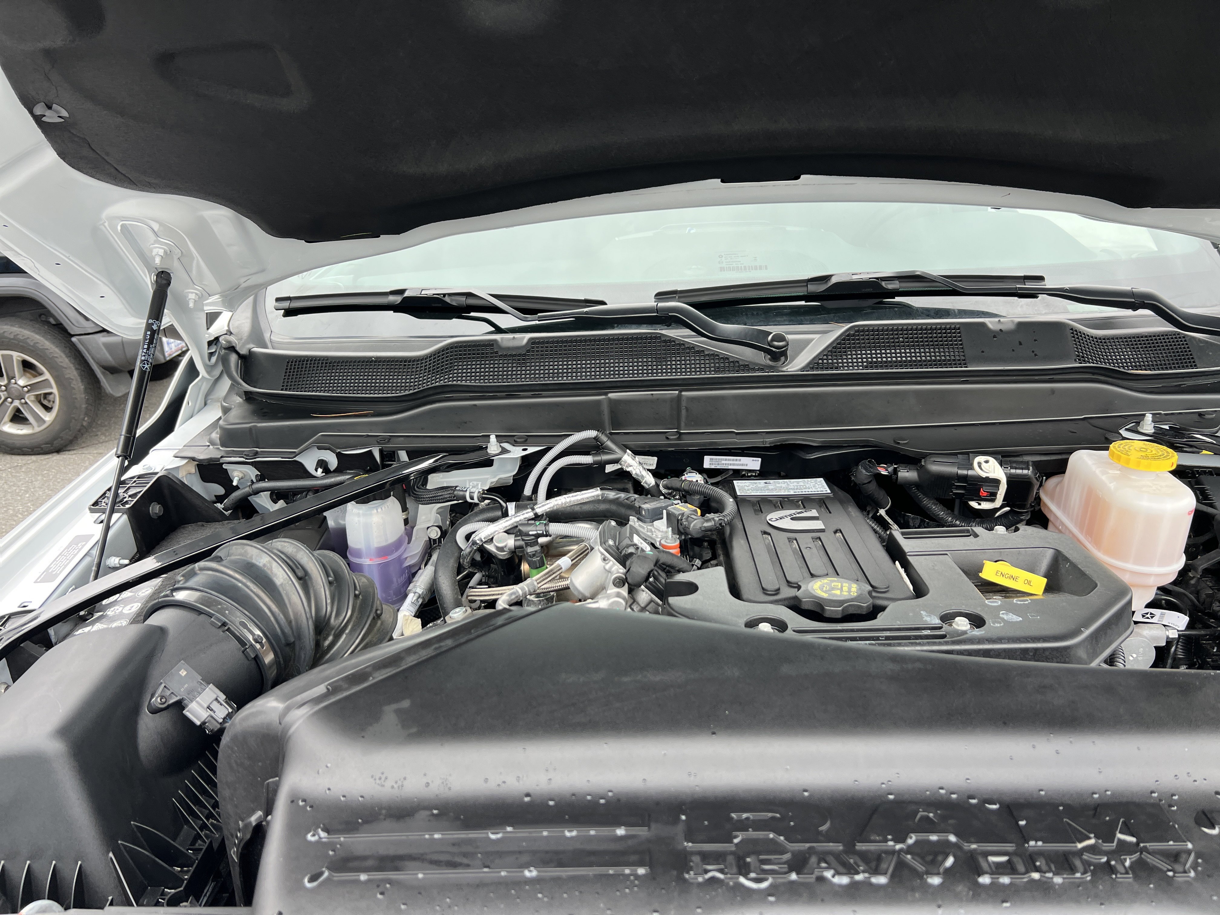 Used 2025 RAM 5500 2WD Regular Cab image 31