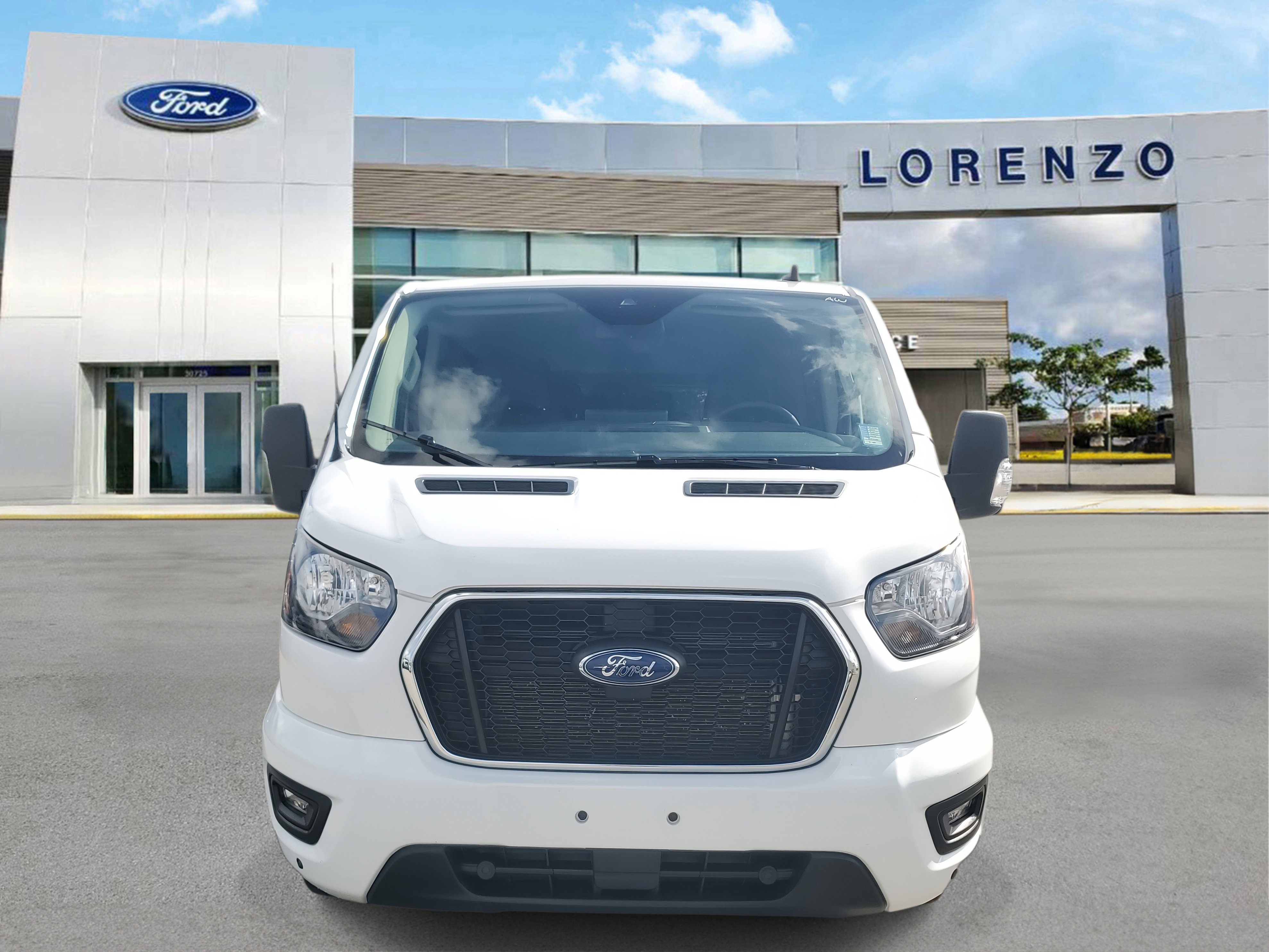 Used 2024 Ford Transit 350 XLT video 2