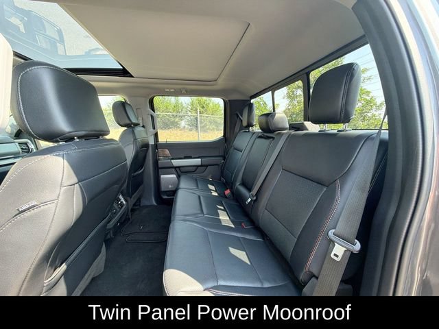 Used 2023 Ford F250 Lariat w/ Black Appearance Package AWD/4WD image 31