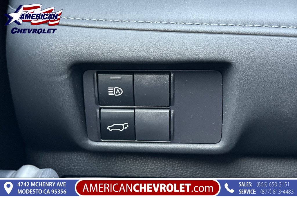 Used 2022 Toyota Highlander XLE AWD/4WD image 37