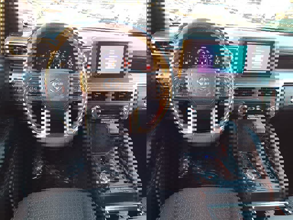 Used 2025 Toyota 4Runner SR5 image 8