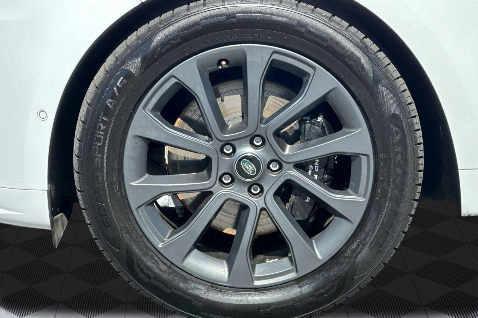 Certified 2024 Land Rover Range Rover Sport Dynamic SE AWD/4WD image 11