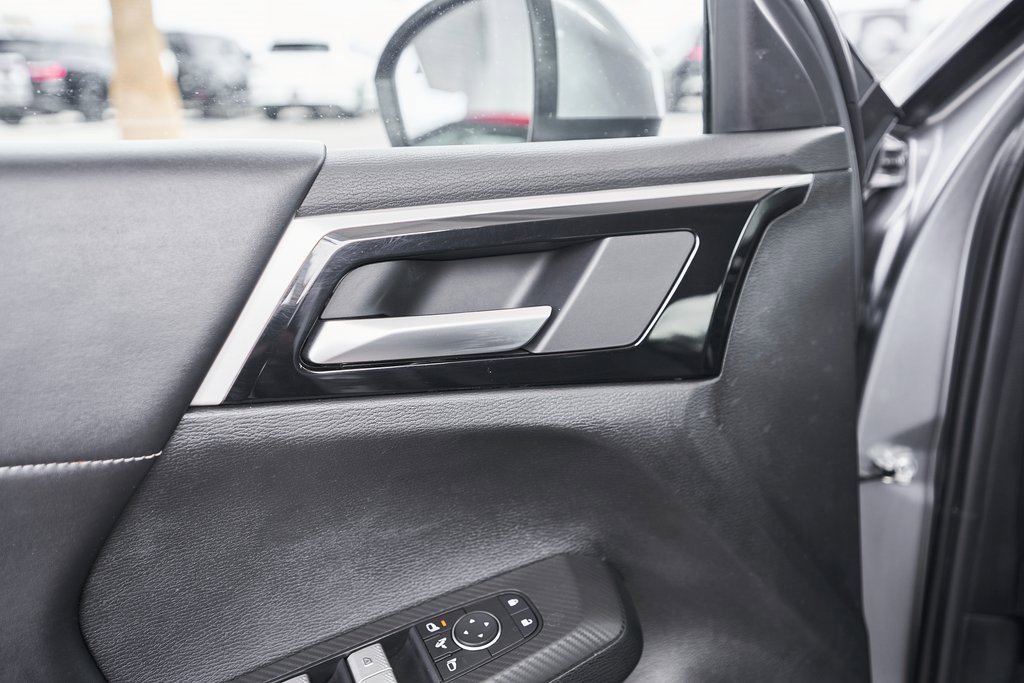 Used 2024 Mitsubishi Outlander SE image 21