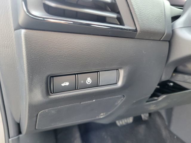 New 2026 Nissan Sentra SV FWD image 15