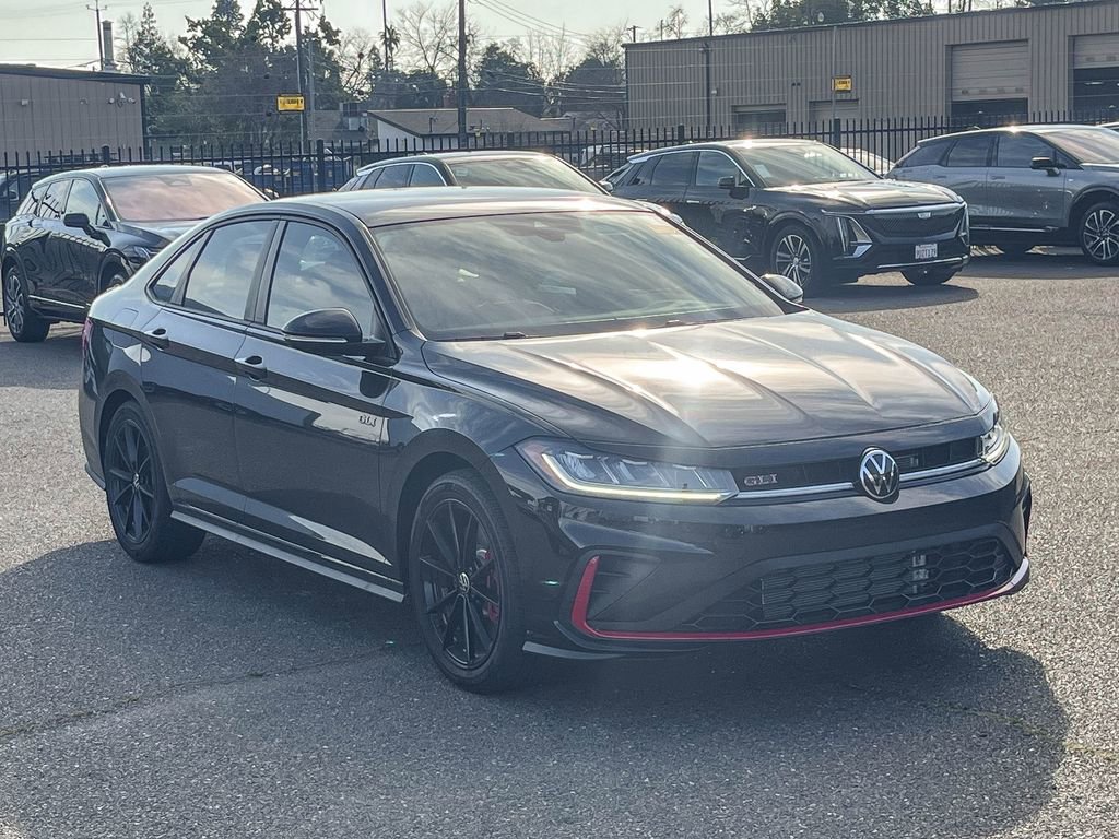 Used 2025 Volkswagen Jetta GLI Autobahn image 5