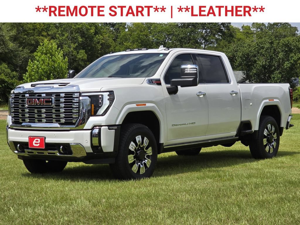 Used 2024 GMC Sierra 2500 Denali w/ Denali Reserve Package AWD/4WD image 3