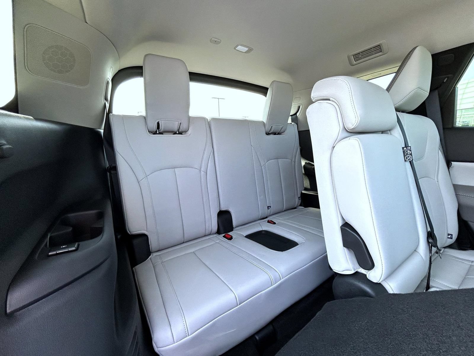 New 2027 INFINITI QX60 Luxe w/ Cargo Package AWD/4WD image 19