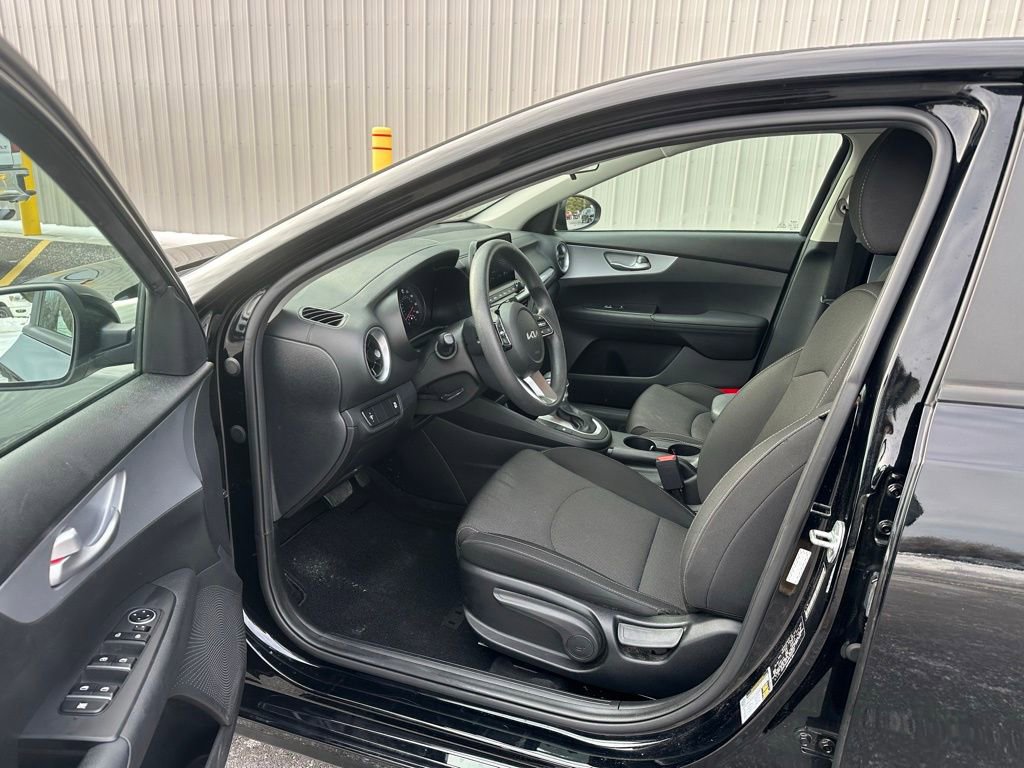 Used 2023 Kia Forte LXS image 15