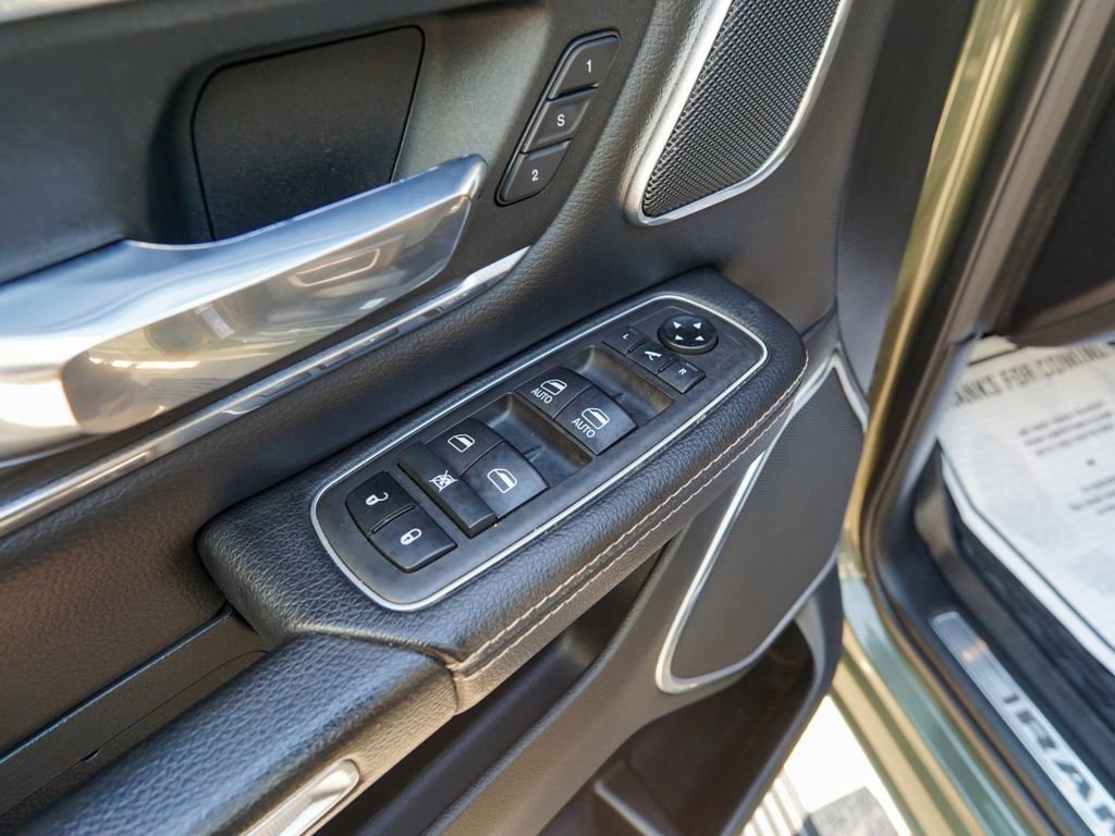 Used 2021 RAM 1500 Laramie w/ Sport Appearance Package image 19