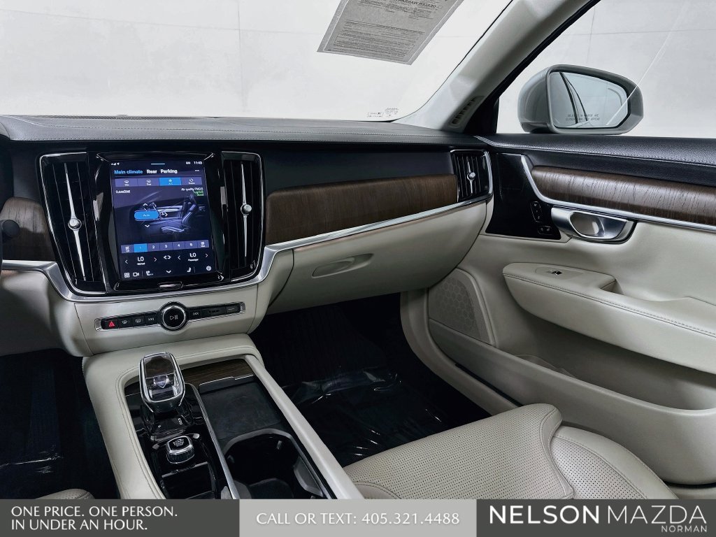 Used 2022 Volvo S90 B6 Inscription w/ Advanced Package AWD/4WD image 25