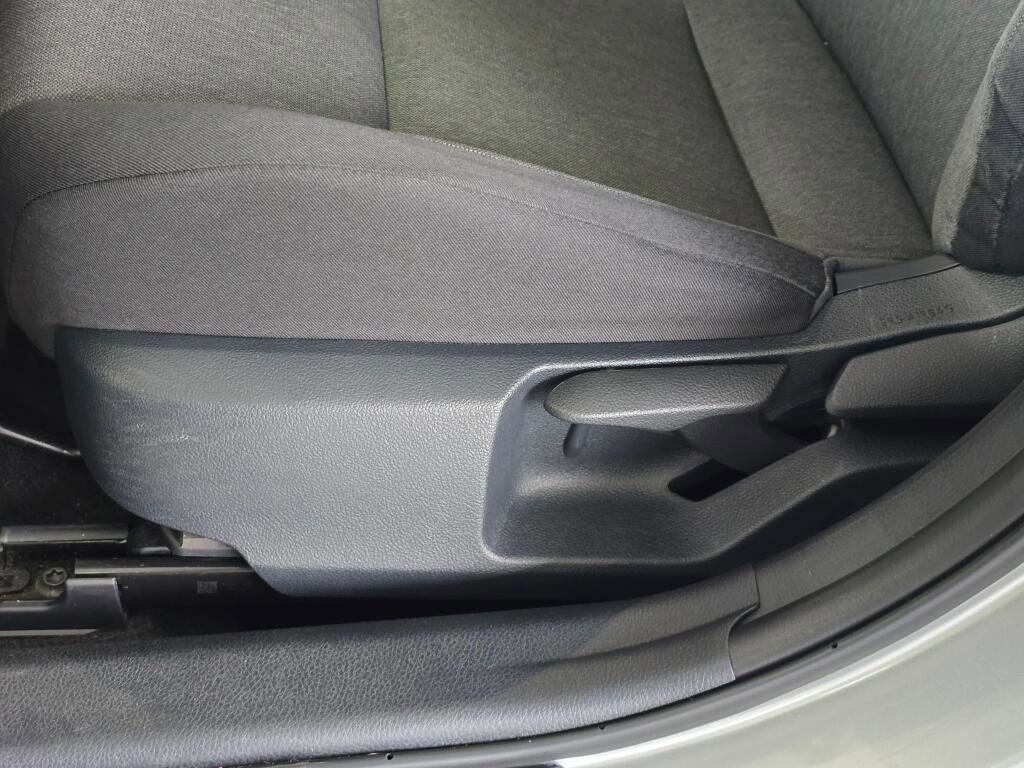Used 2025 Toyota Camry LE FWD image 23
