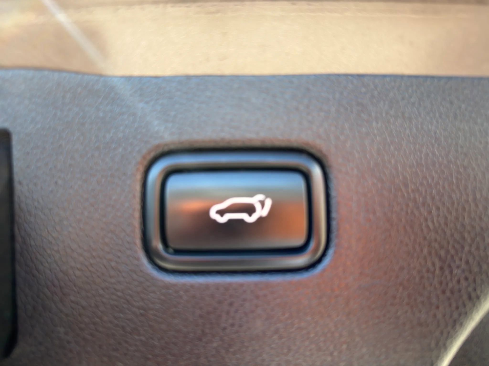 Used 2019 Kia Sorento SX image 40