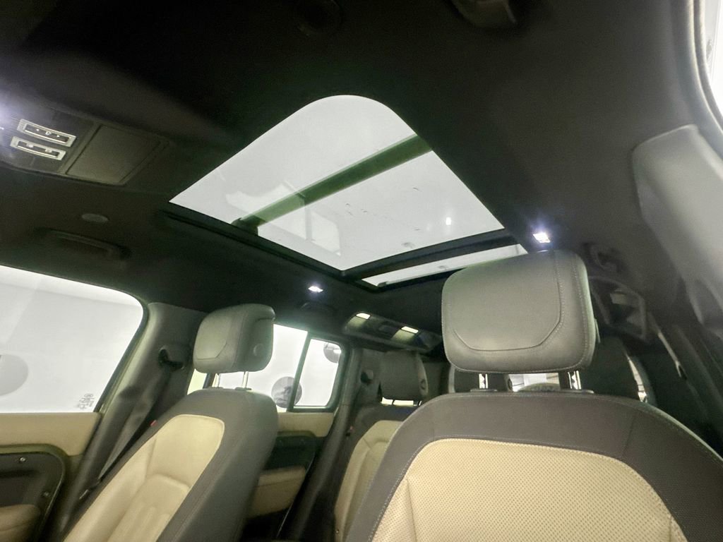 Used 2021 Land Rover Defender 110 X-Dynamic HSE image 20