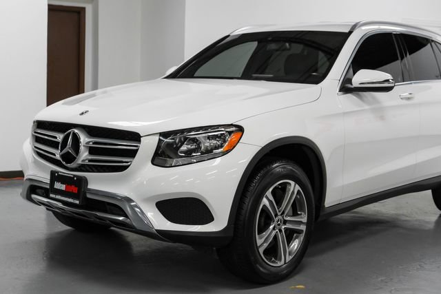 Used 2019 Mercedes-Benz GLC 300 w/ Premium Package image 6