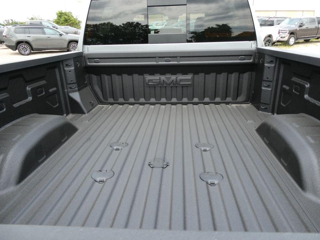 New 2026 GMC Sierra 2500 AT4 w/ AT4 Premium Plus Package AWD/4WD image 6