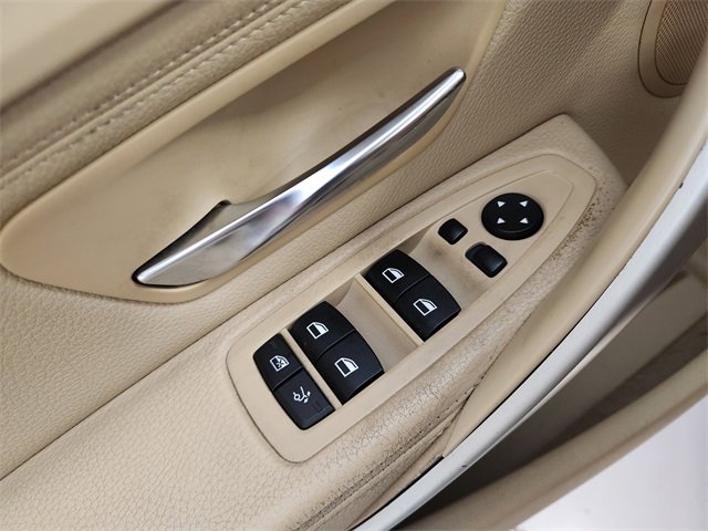 Used 2014 BMW 328i Gran Turismo xDrive image 23