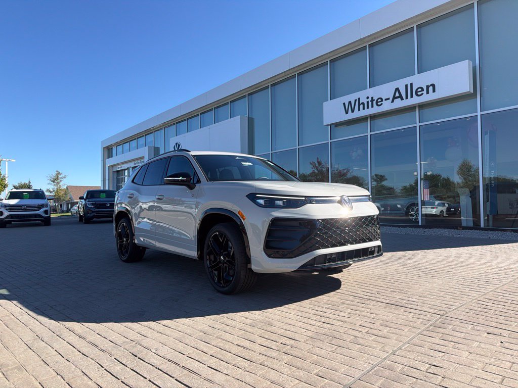 New 2026 Volkswagen Tiguan SE R-Line