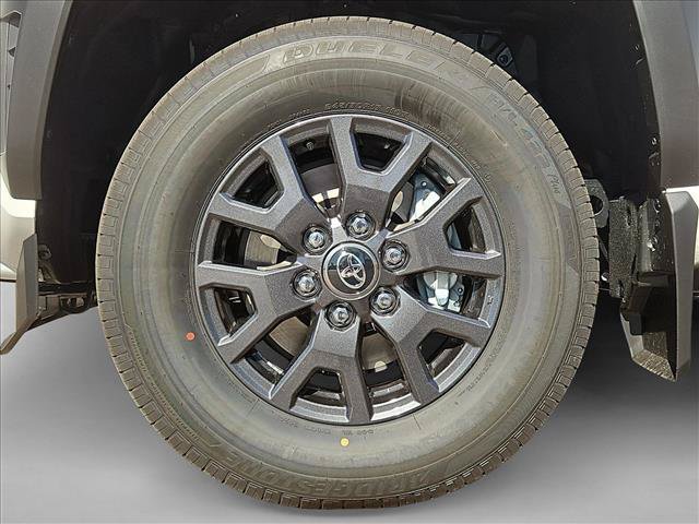New 2026 Toyota 4Runner SR5 AWD/4WD image 10