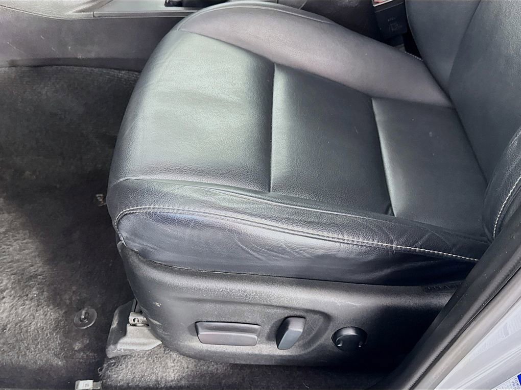 Used 2018 Toyota RAV4 Limited w/ All Weather Liner Package image 21