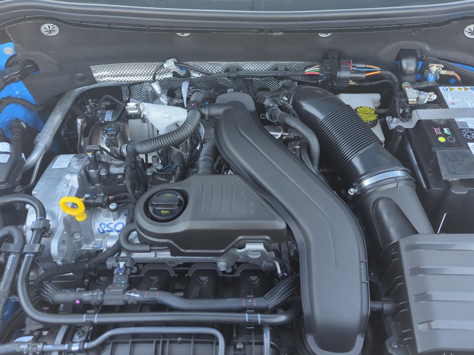 New 2025 Volkswagen Taos SE image 21