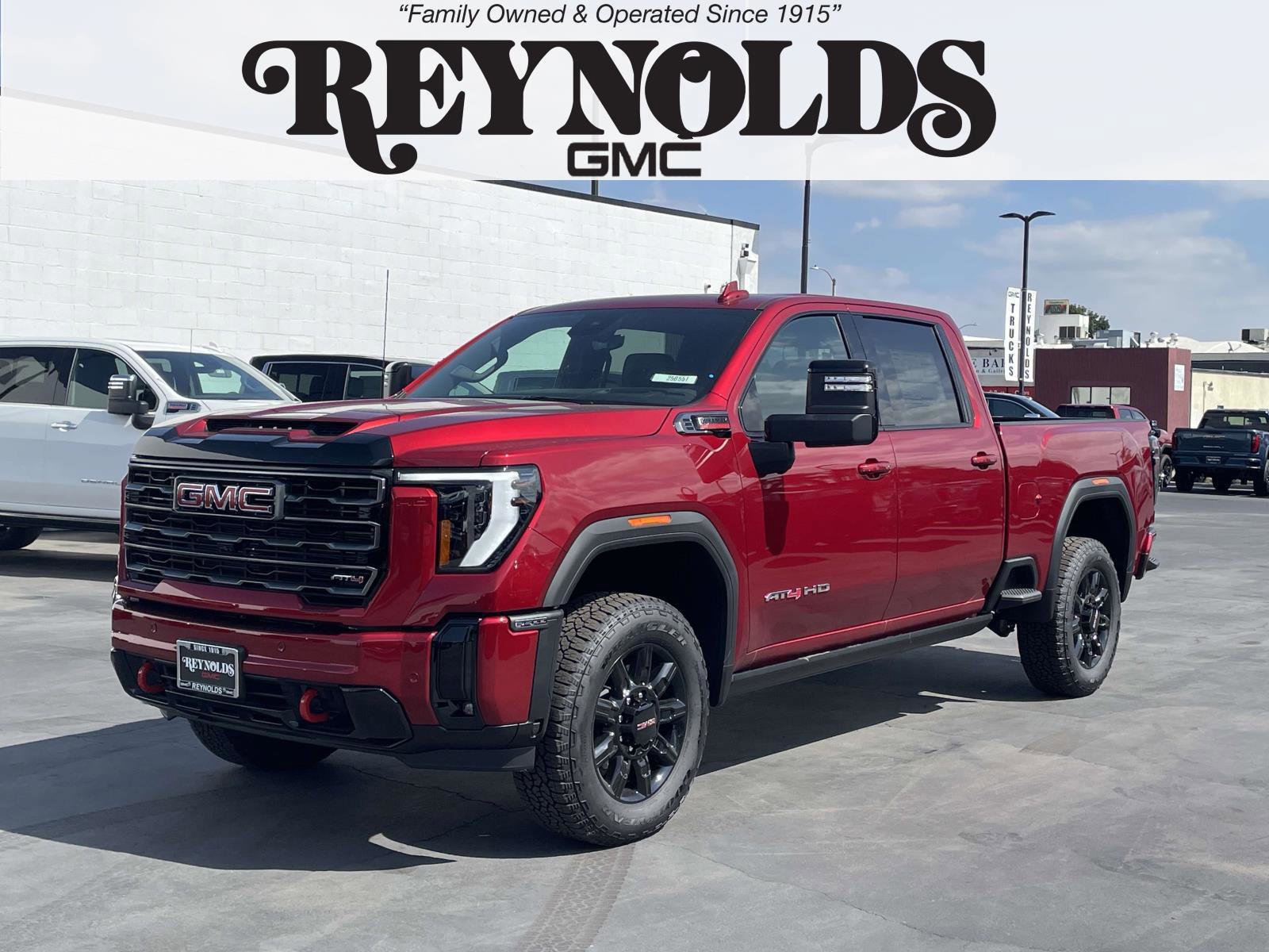 New 2025 GMC Sierra 2500 AT4 w/ AT4 Premium Plus Package