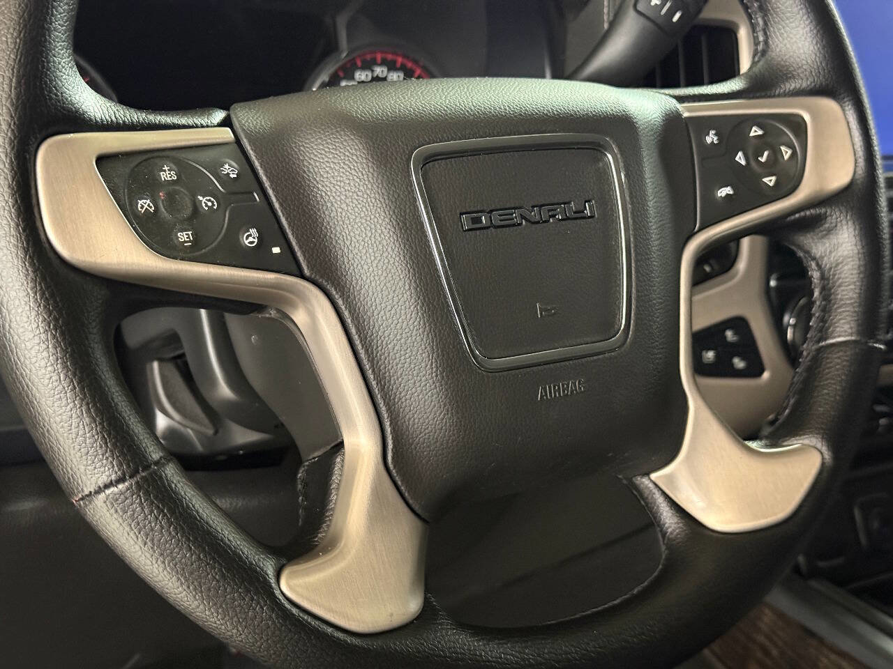 Used 2016 GMC Sierra 2500 Denali w/ Duramax Plus Package AWD/4WD image 47