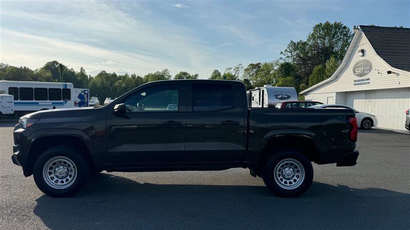 Used 2023 Chevrolet Colorado W/T RWD image 11