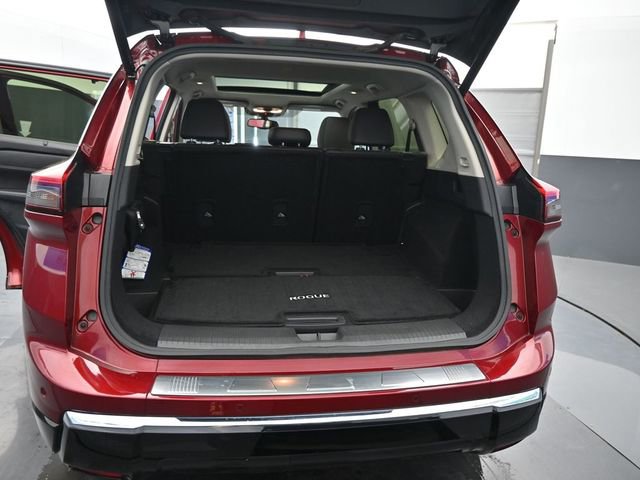 Used 2024 Nissan Rogue Platinum w/ Platinum Premium Package image 8