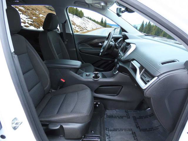 Used 2024 GMC Terrain SLE image 22