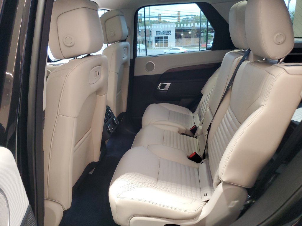 New 2026 Land Rover Discovery Dynamic SE AWD/4WD image 26
