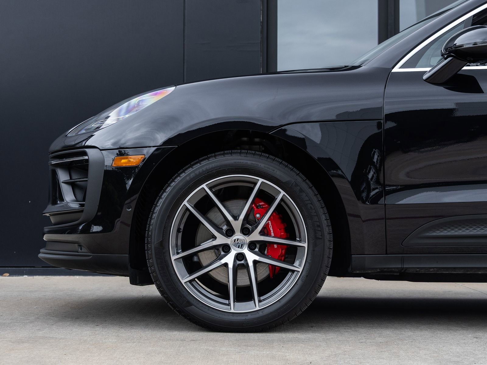 Certified 2022 Porsche Macan S image 13