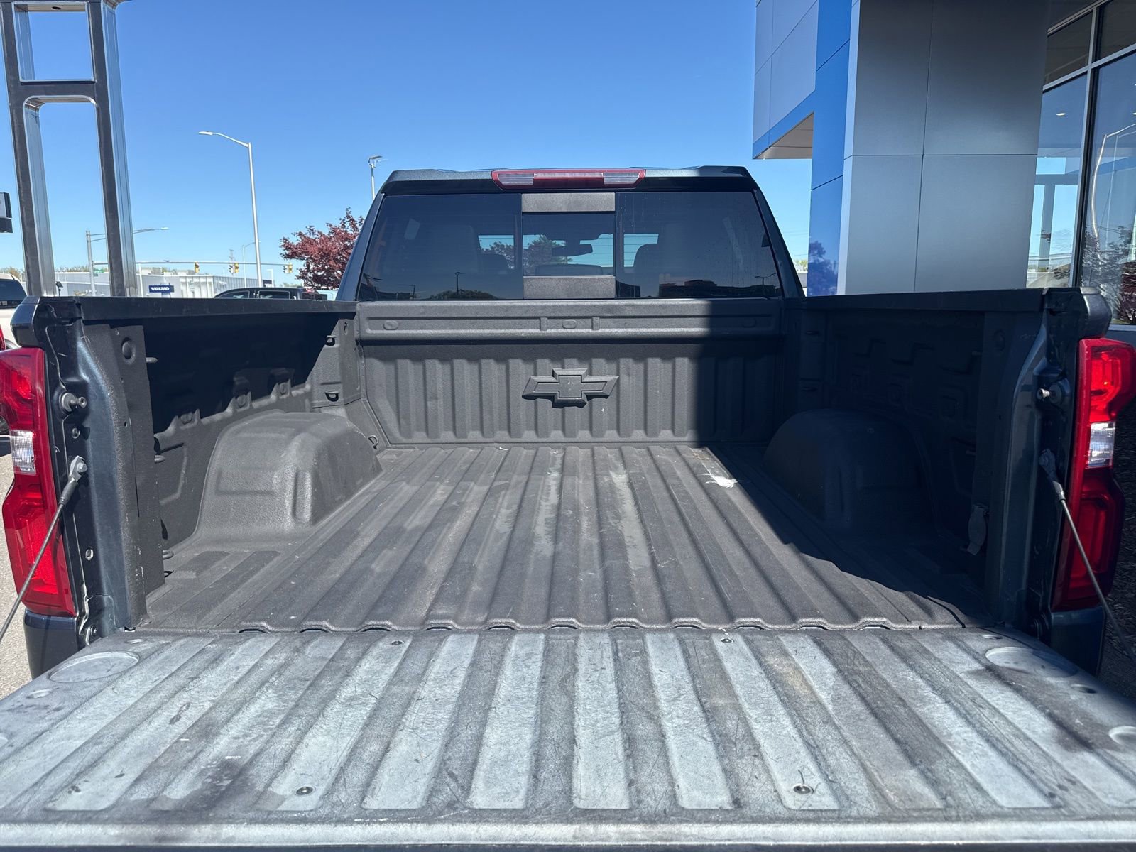 Used 2020 Chevrolet Silverado 1500 LT Trail Boss AWD/4WD image 14