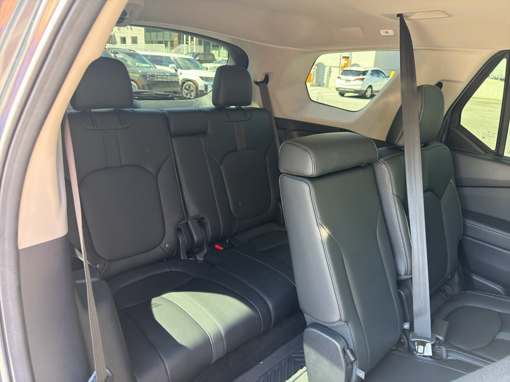 Used 2025 Honda Pilot EX-L image 30