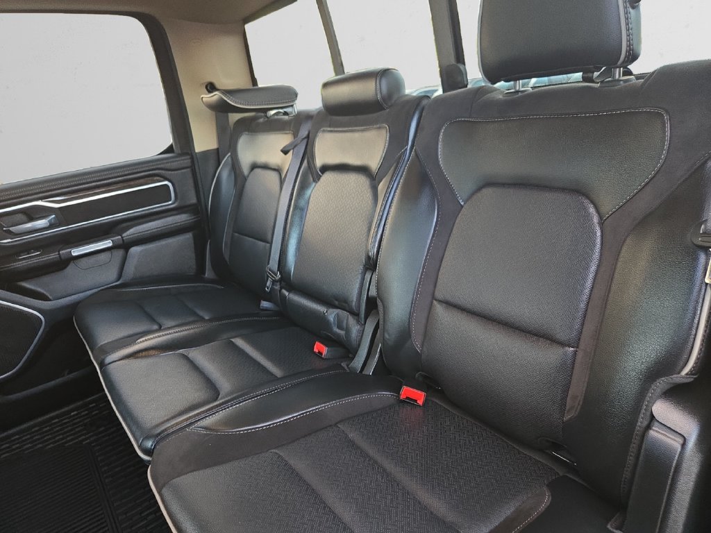 Used 2020 RAM 1500 Laramie AWD/4WD image 15