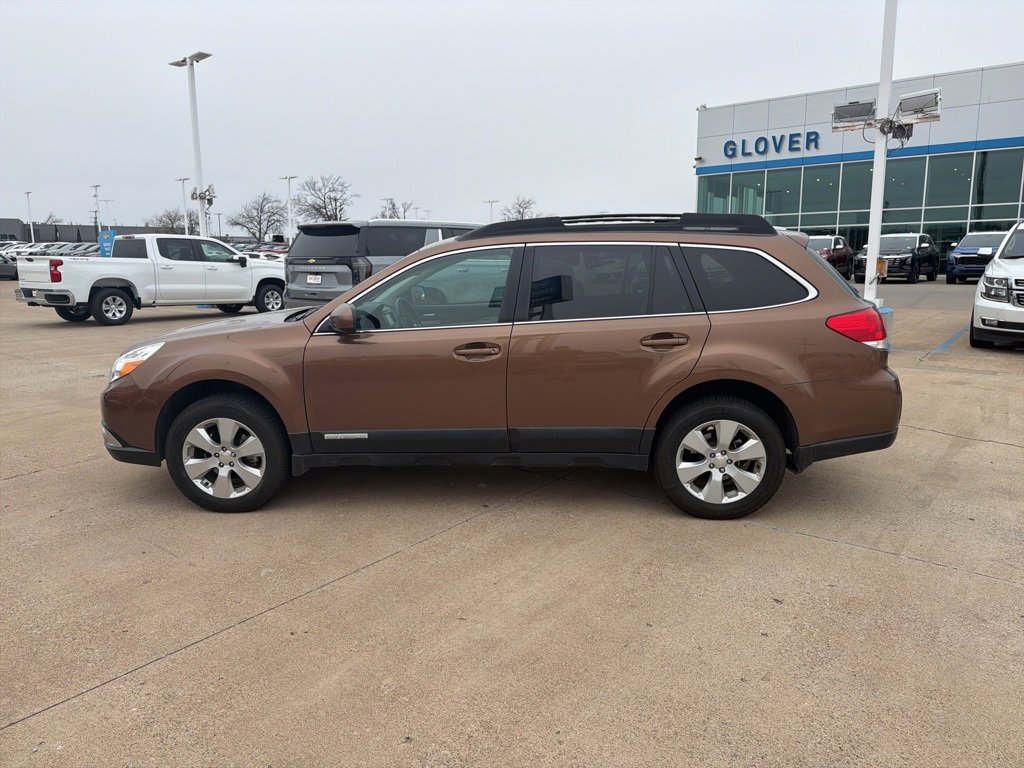 Used 2011 Subaru Outback 2.5i Limited image 8
