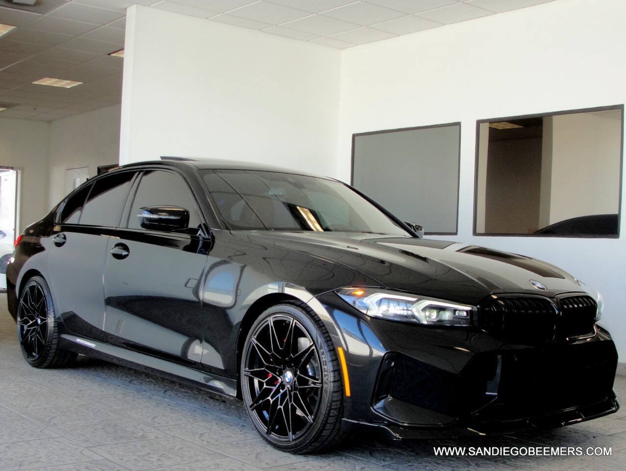 Used 2023 BMW 330i Sedan w/ M Sport Package RWD image 21