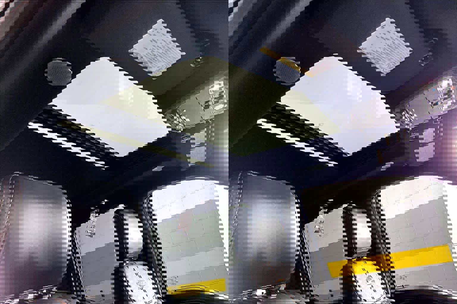 Used 2024 Ford F250 Platinum w/ FX4 Off-Road Package image 14